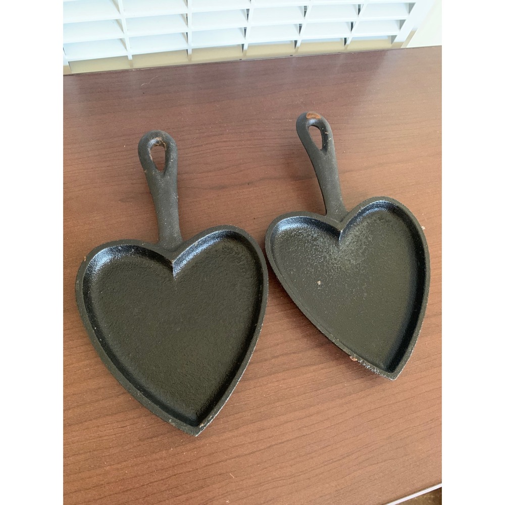 Vintage Cast Iron Heart Shaped Mini Skillets Set of 2 Black Small Griddles